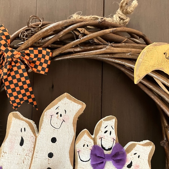 Halloween Wreath - Picture 4 of 5